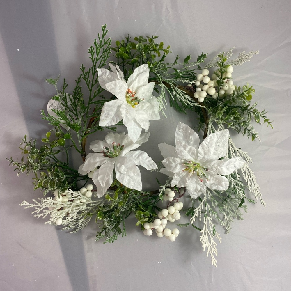 NEW Mini Holiday Wreath
